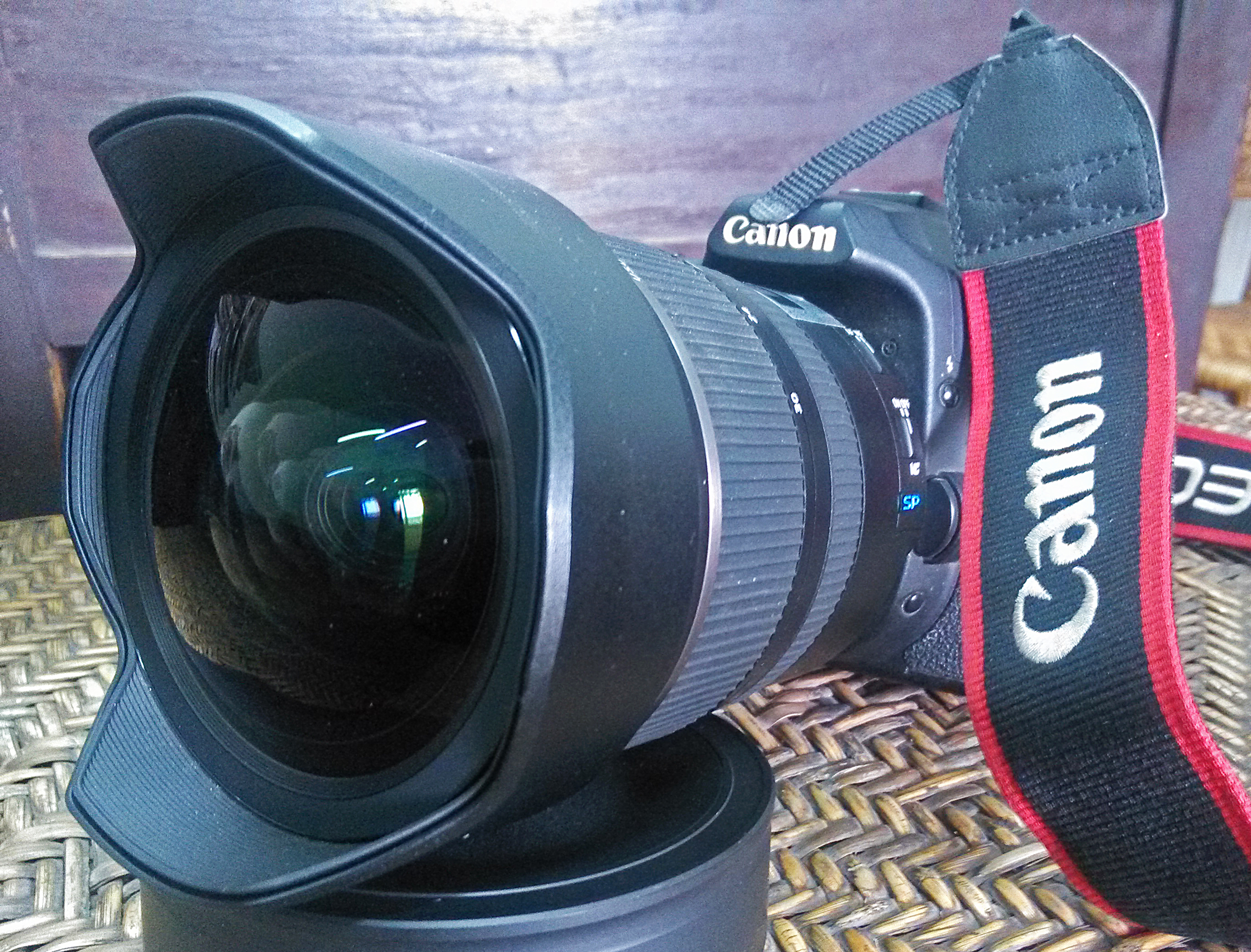 ����15-30mm F2.8������ڡ����